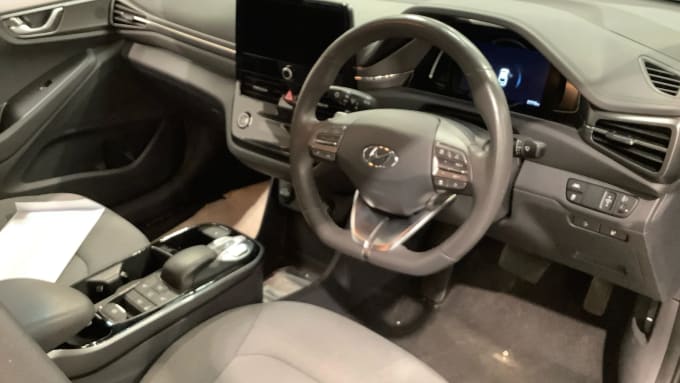 2022 Hyundai Ioniq