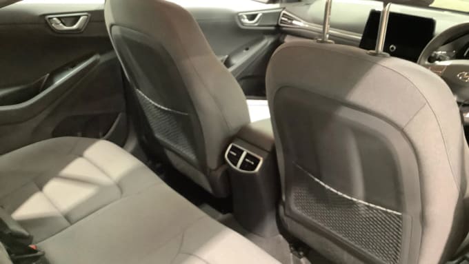 2022 Hyundai Ioniq