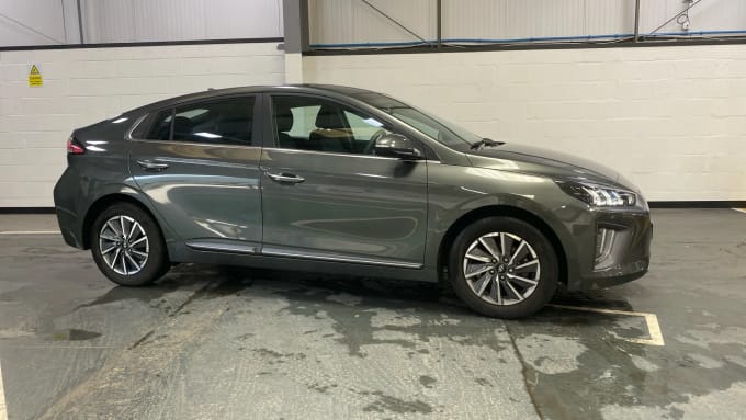 2022 Hyundai Ioniq