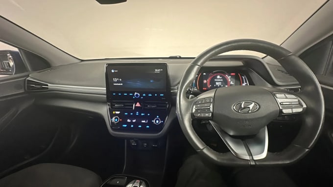 2022 Hyundai Ioniq