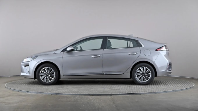 2022 Hyundai Ioniq