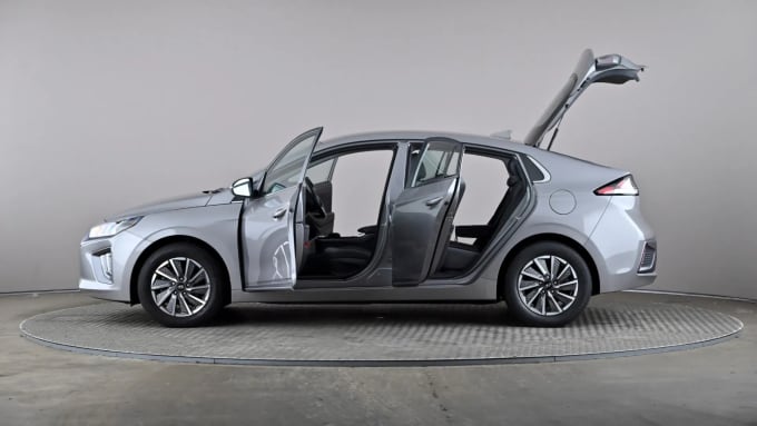 2022 Hyundai Ioniq