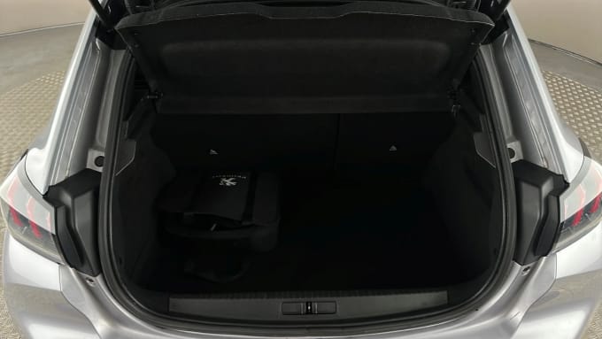 2022 Peugeot 208