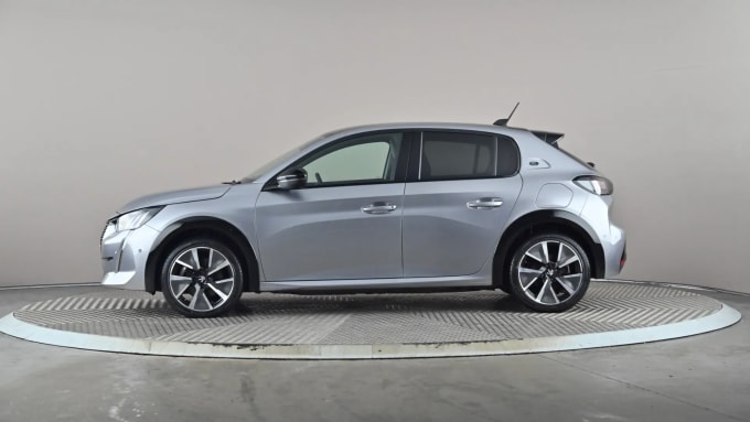 2021 Peugeot 208
