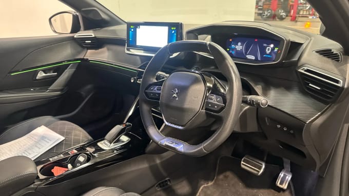 2021 Peugeot 208