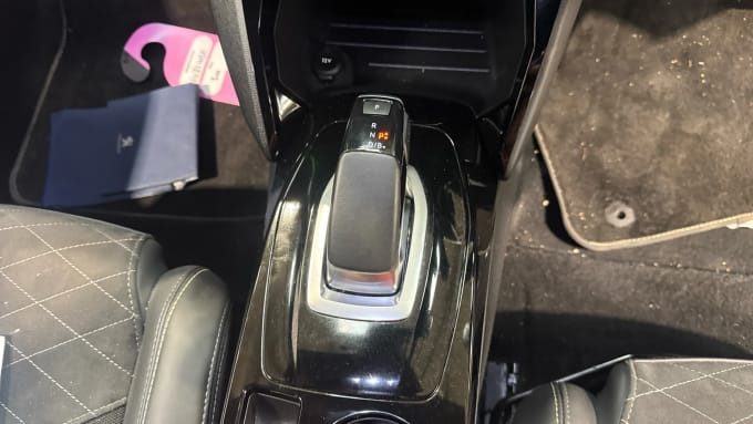 2021 Peugeot 208