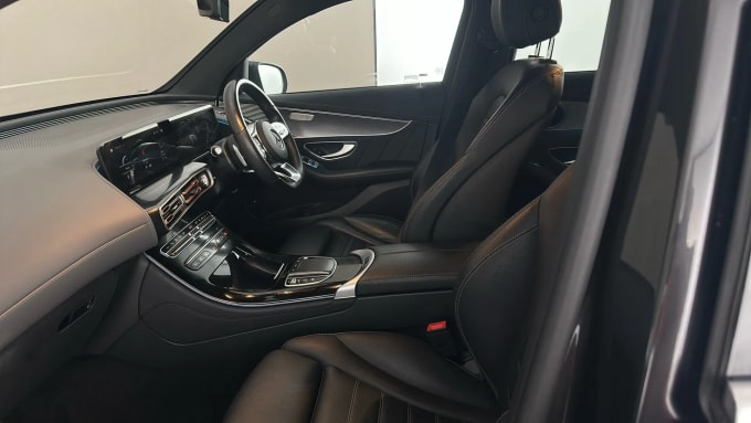 2022 Mercedes-benz Eqc