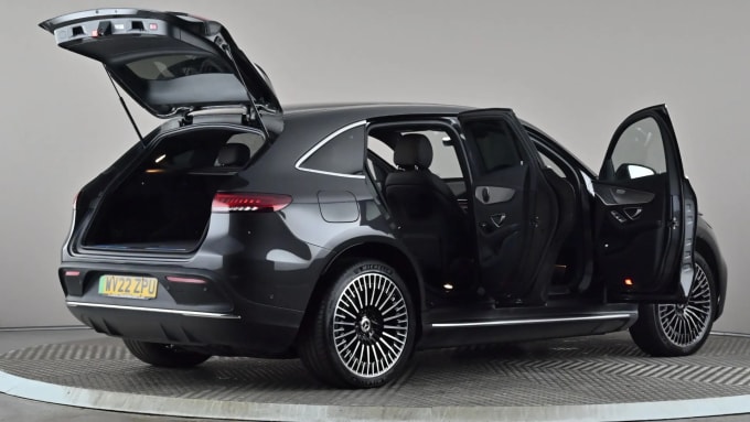 2022 Mercedes-benz Eqc