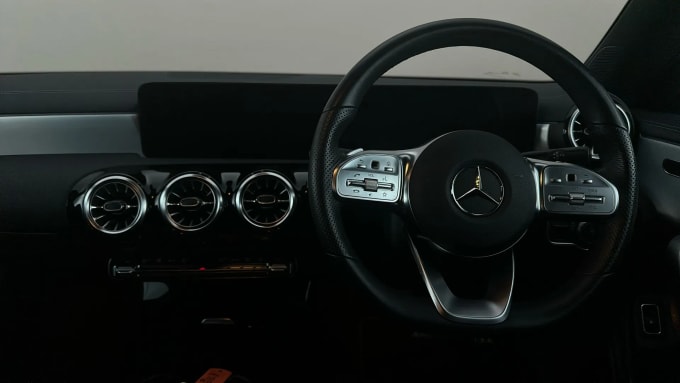 2022 Mercedes-benz Cla Class