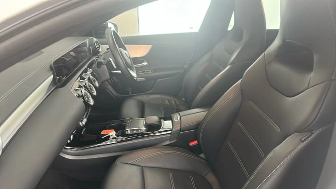 2022 Mercedes-benz Cla Class