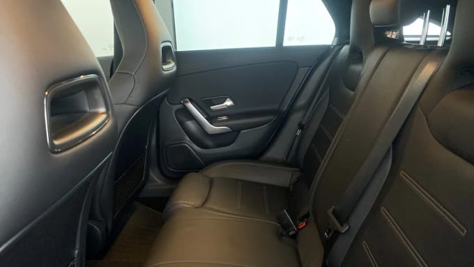 2022 Mercedes-benz Cla Class