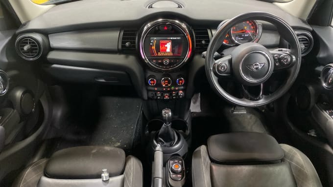 2018 Mini Hatch