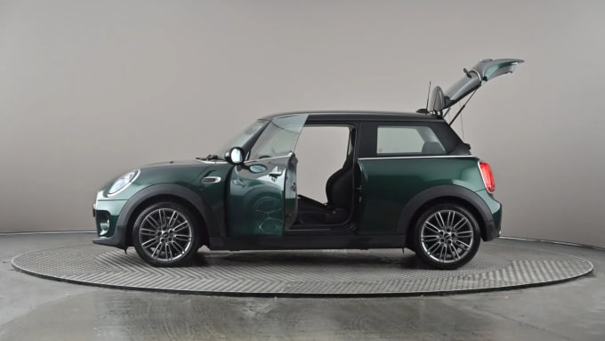 2018 Mini Hatch