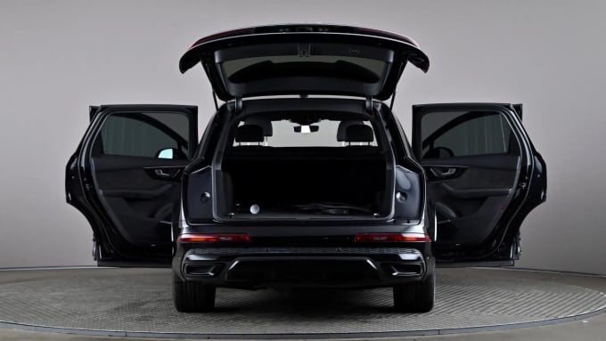 2021 Audi Q7