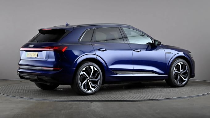 2022 Audi E-tron