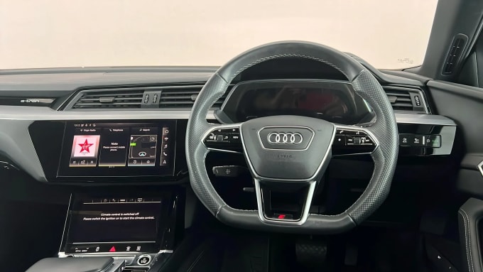 2022 Audi E-tron