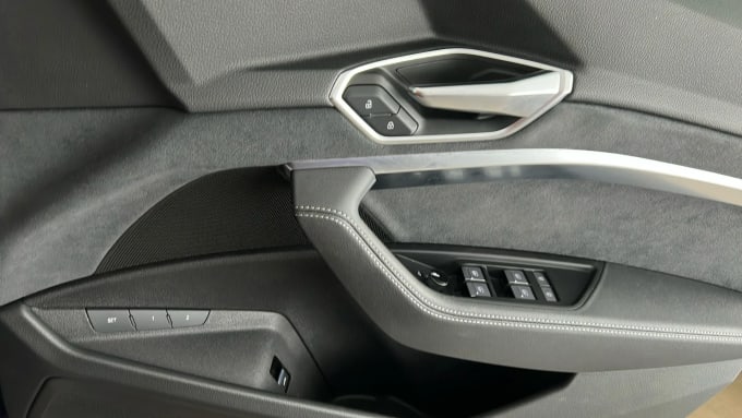 2022 Audi E-tron