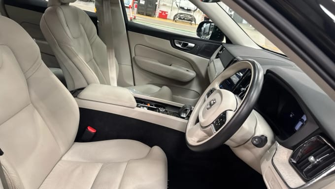 2023 Volvo Xc60