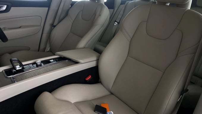 2023 Volvo Xc60