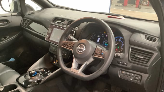 2022 Nissan Leaf