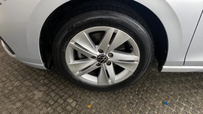 2022 Volkswagen Golf