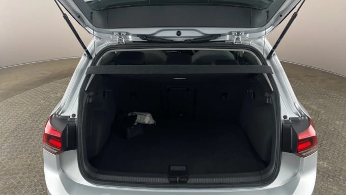 2022 Volkswagen Golf