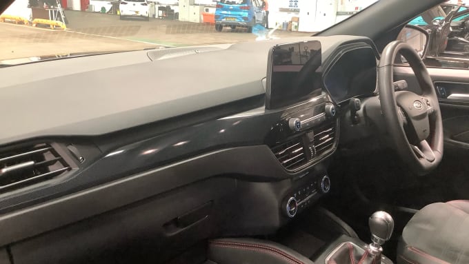 2022 Ford Kuga