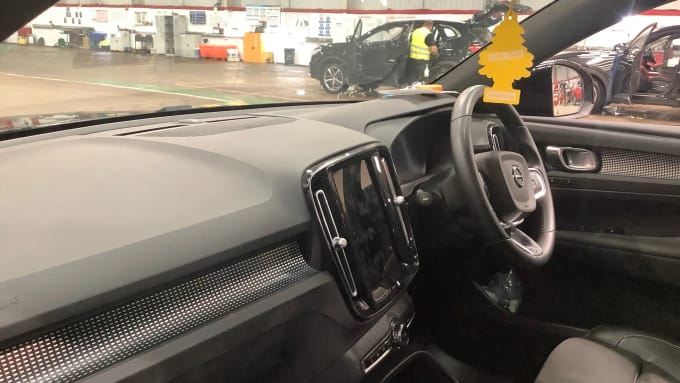 2021 Volvo Xc40