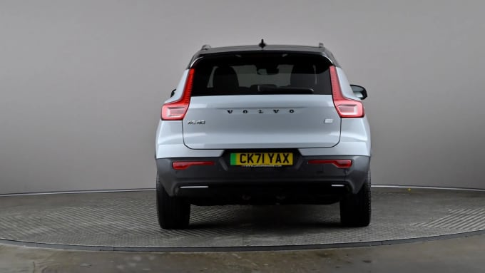 2021 Volvo Xc40