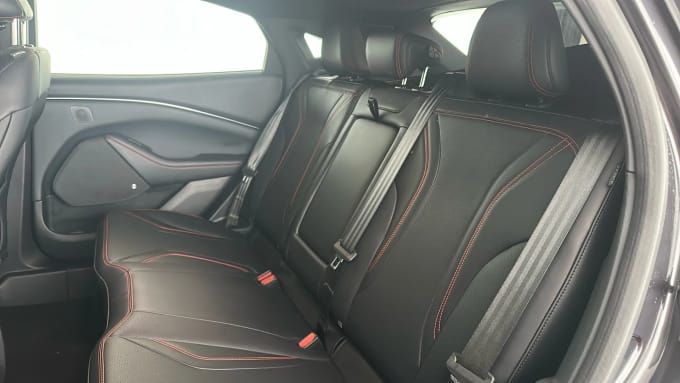 2021 Ford Mustang Mach-e