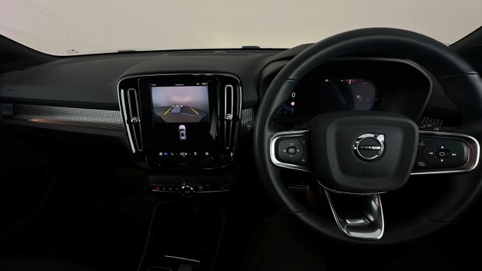 2022 Volvo Xc40