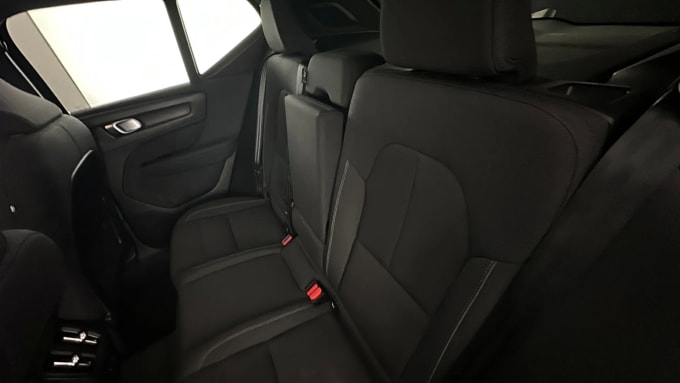 2022 Volvo Xc40