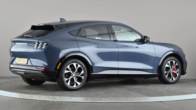 2021 Ford Mustang Mach-e