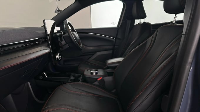 2021 Ford Mustang Mach-e