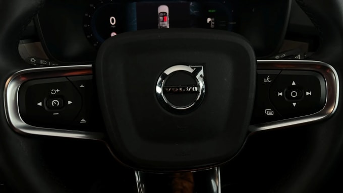 2022 Volvo C40