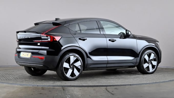 2022 Volvo C40