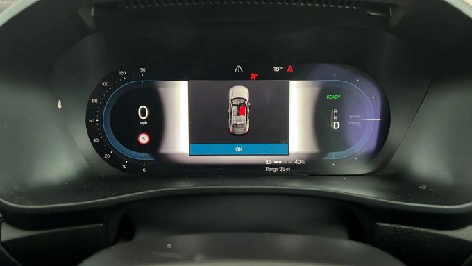 2022 Volvo C40