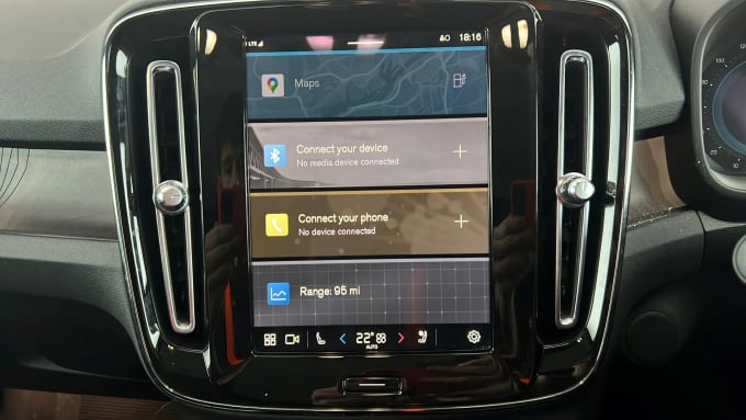 2022 Volvo C40