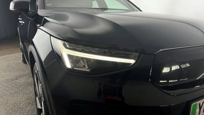 2022 Volvo C40