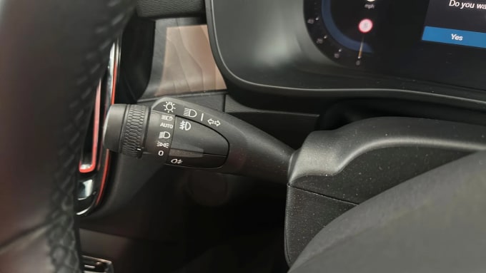 2022 Volvo C40