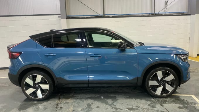 2022 Volvo C40