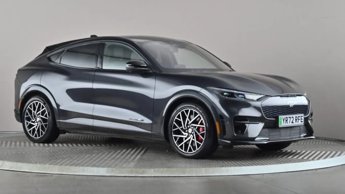 2022 Ford Mustang Mach-e