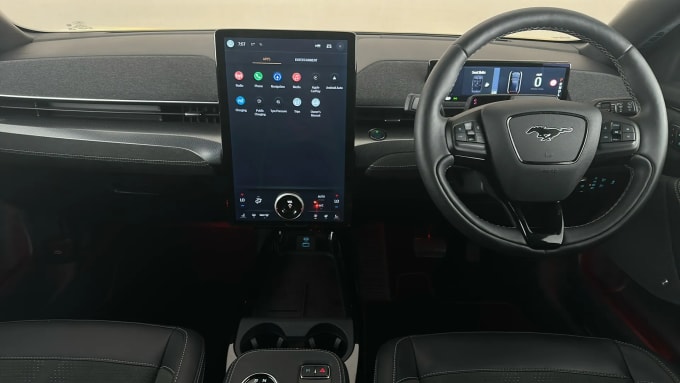 2022 Ford Mustang Mach-e