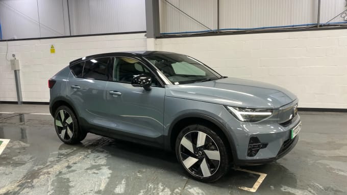 2022 Volvo C40