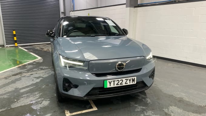 2022 Volvo C40