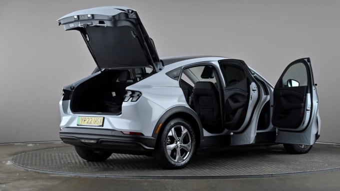 2022 Ford Mustang Mach-e