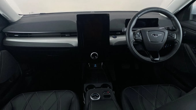 2022 Ford Mustang Mach-e
