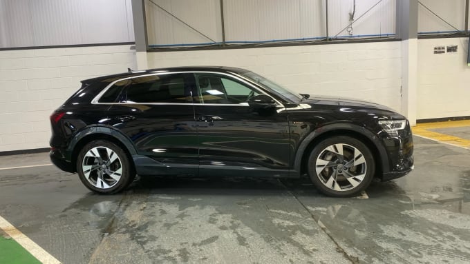 2020 Audi E-tron