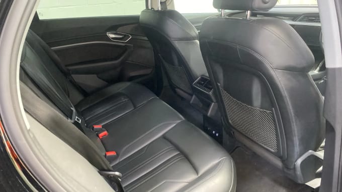 2020 Audi E-tron
