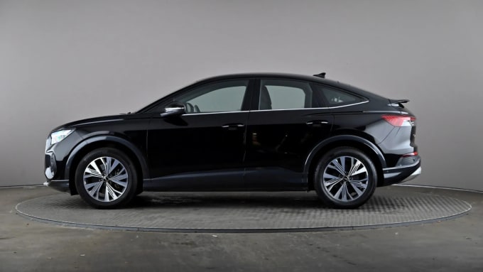 2022 Audi Q4
